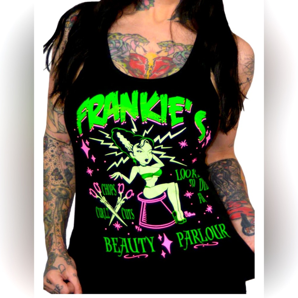 Pinky Star Looks To Die For Tank Top Size Large